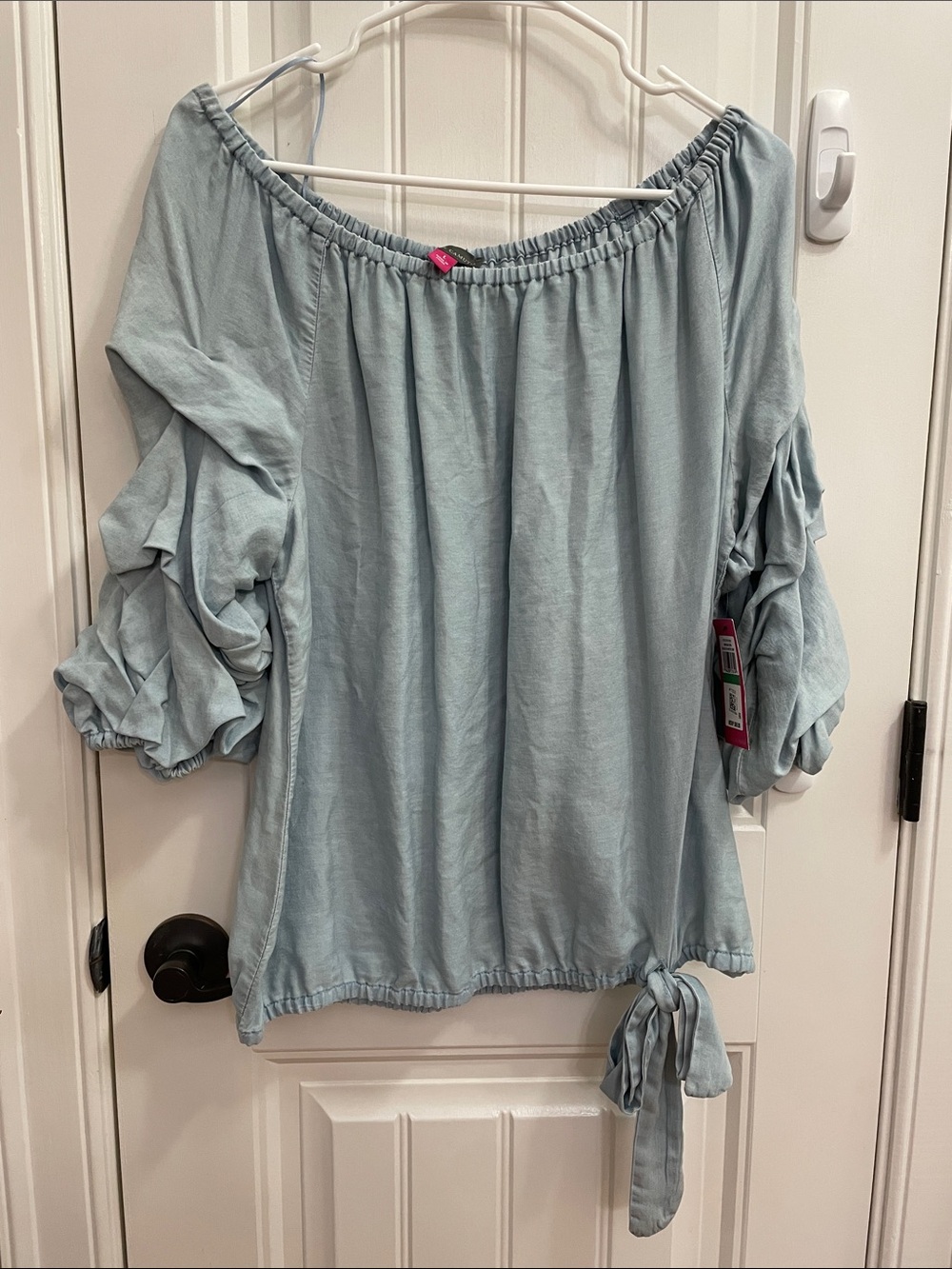 Vince Camuto Light Chambray  Off-Shoulder Puff Sleeve Tie-Hem Top Size Large